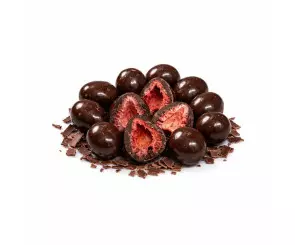 Dragee De Morango Chips Liofilizado Com Chocolate Ao Leite